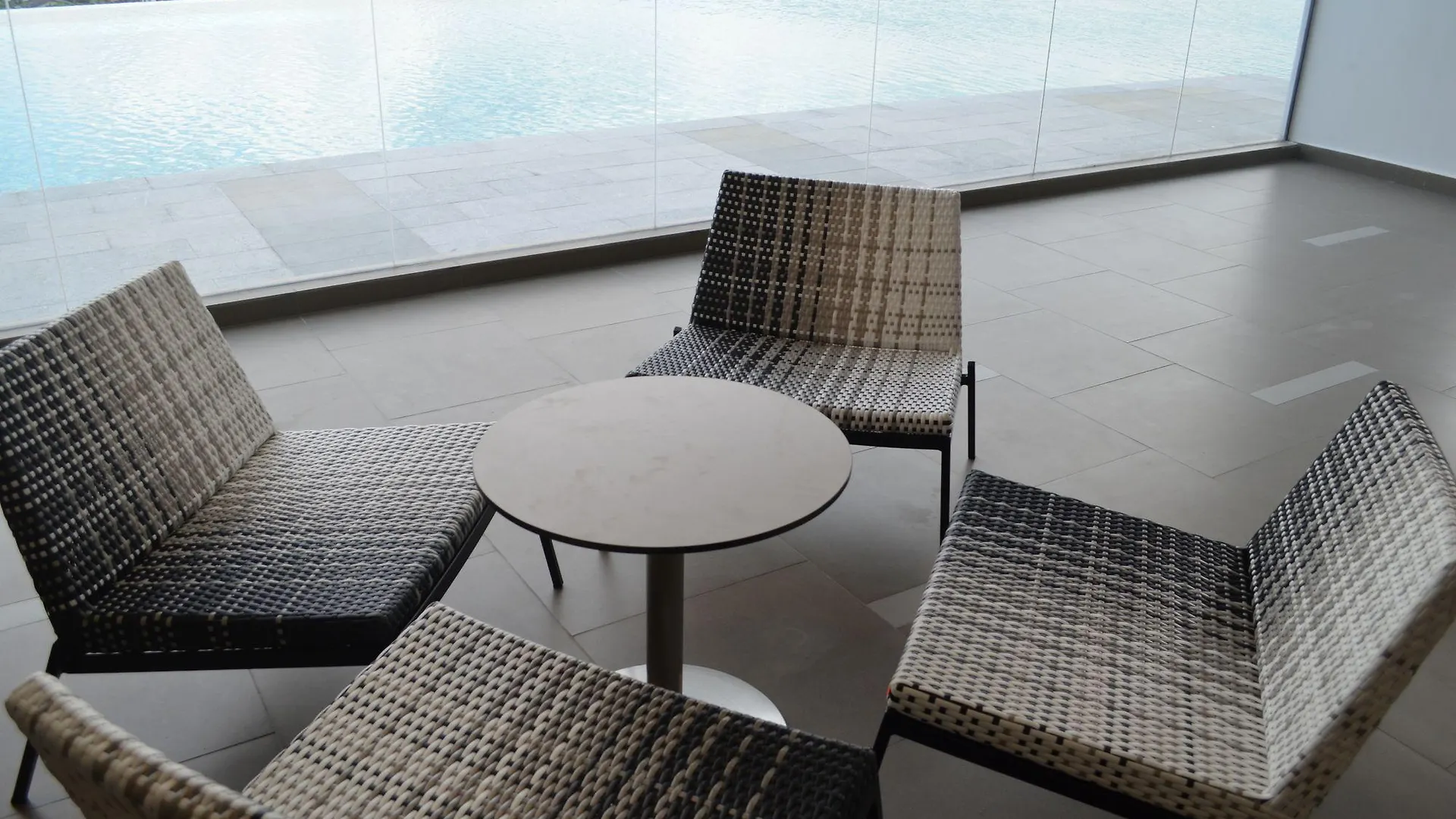 Apartamento 1 Tebrau Suites Johor Bahru Malásia