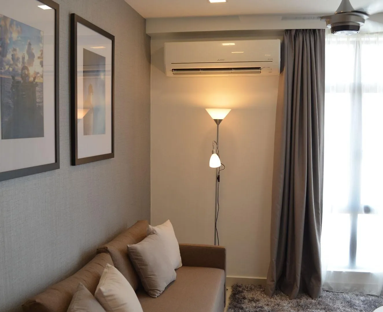 1 Tebrau Suites Johor Bahru 0*,