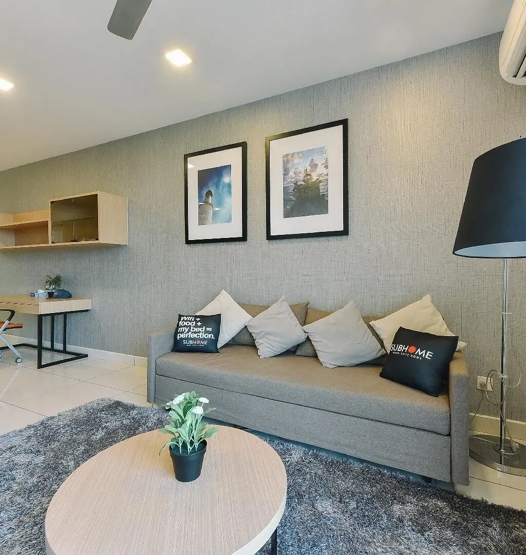 1 Tebrau Suites Johor Bahru Apartamento