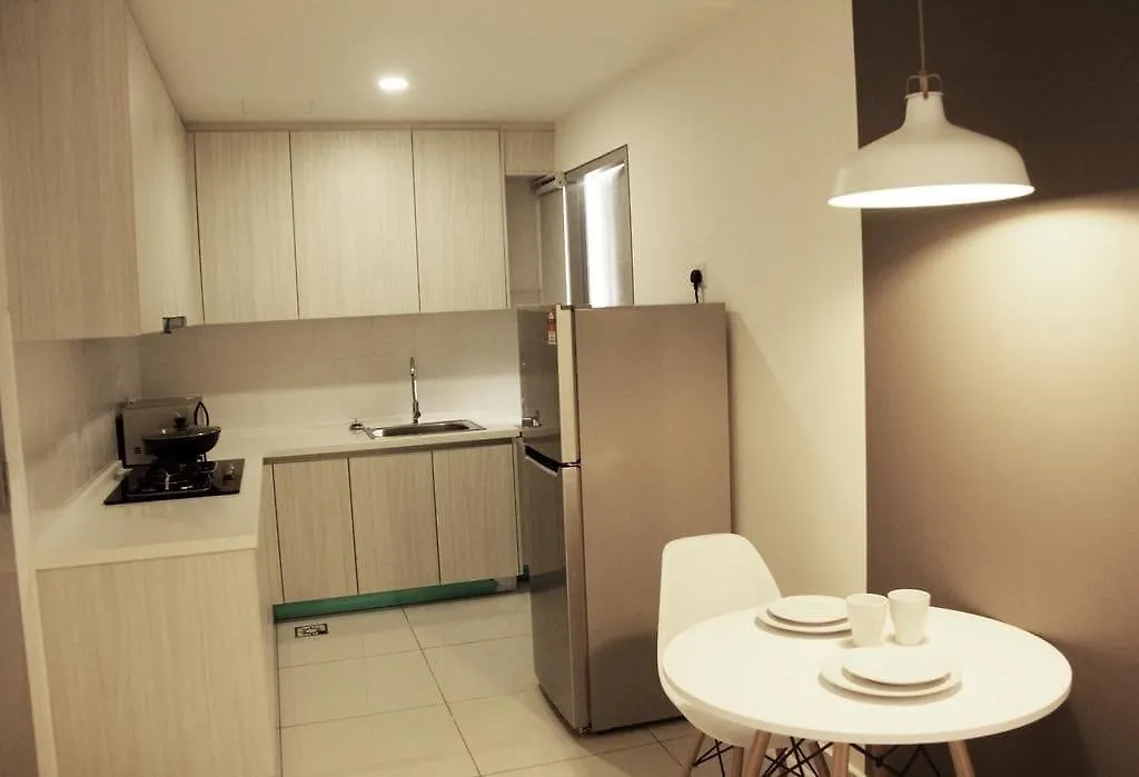 1 Tebrau Suites Johor Bahru Apartamento