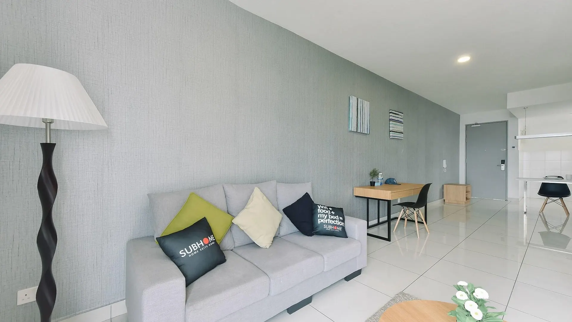 1 Tebrau Suites Johor Bahru 0*,  Malásia